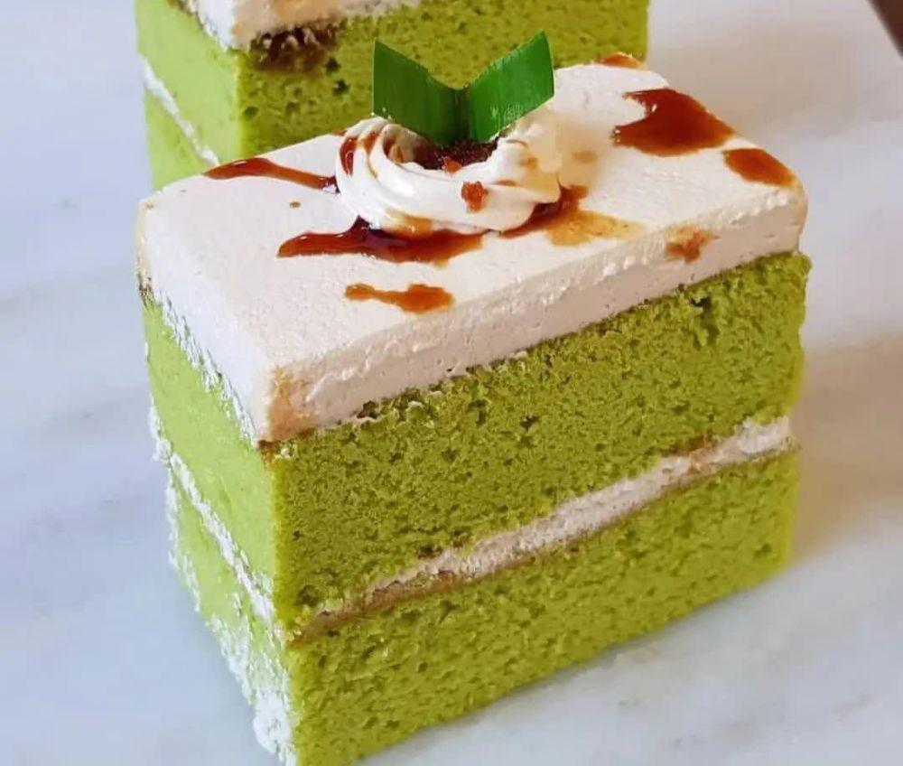 Resep Bolu Pandan Gula Jawa yang Lembut, Legitnya Maknyus!