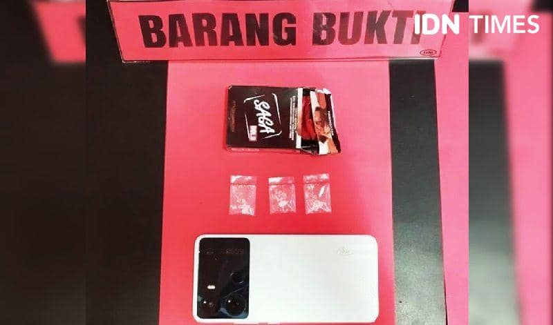 Barang bukti kejahatan tersangka JH pengedar sabu-sabu di Nipah-Nipah, PPU (IDN Times/Ervan)