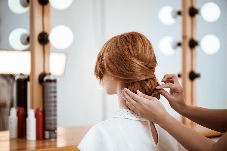 8 Padu Padan Outfit dan Hairstyle yang Anti Gagal