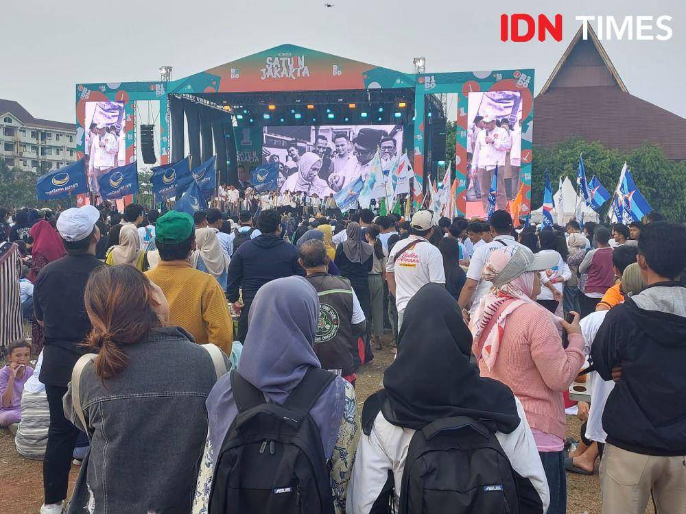 Calon gubernur Jakarta nomor urut satu, Ridwan Kamil ketika melakukan kampanye akbar pertama pada 14 November 2024. (IDN Times/Santi Dewi)