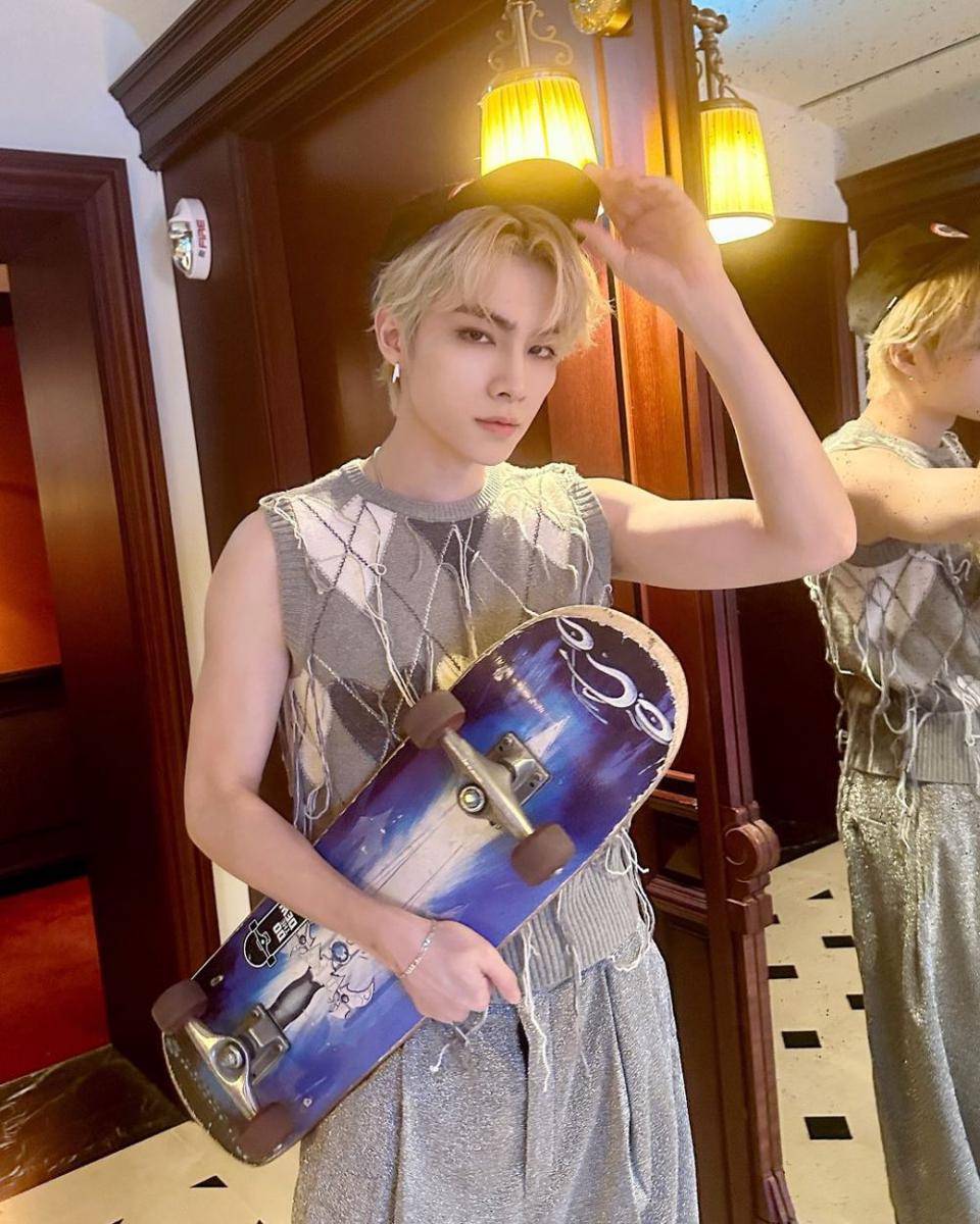 Xiaojun WayV (instagram.com/wayvofficial)