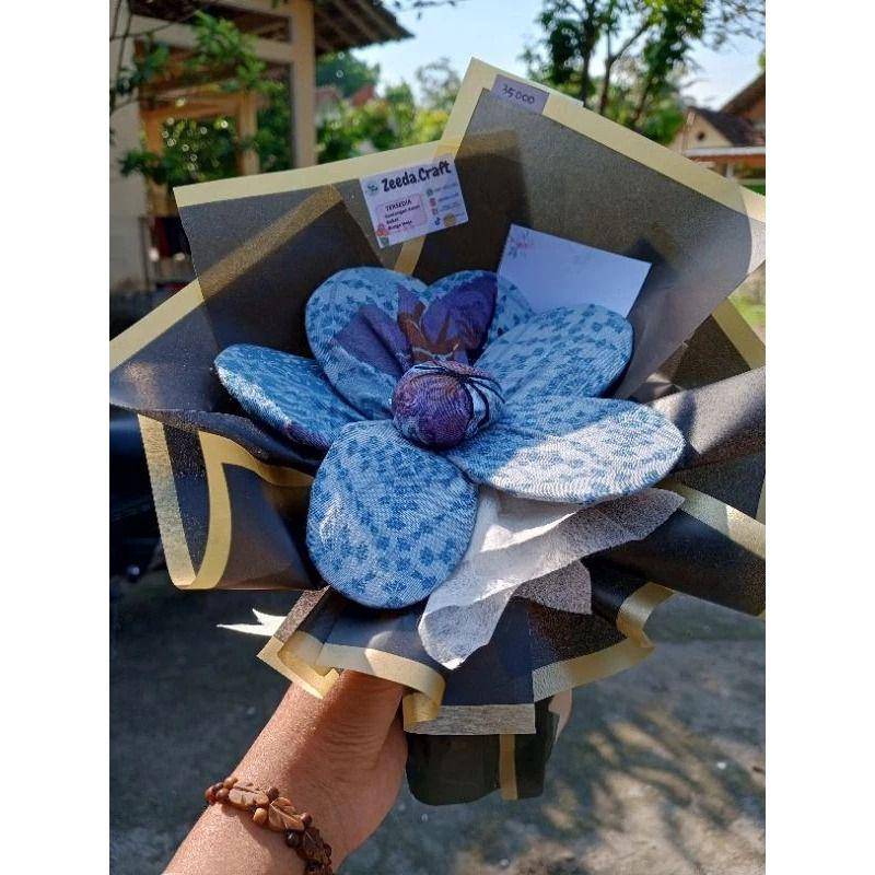 buket bunga Hari Guru (shopee.co.id/AeR Store Berkah)
