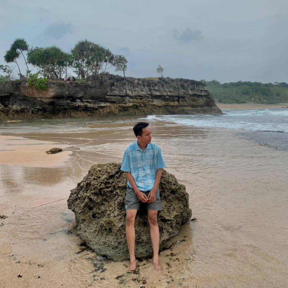 Pantai Leppu (instagram.com/iistiqlal_)
