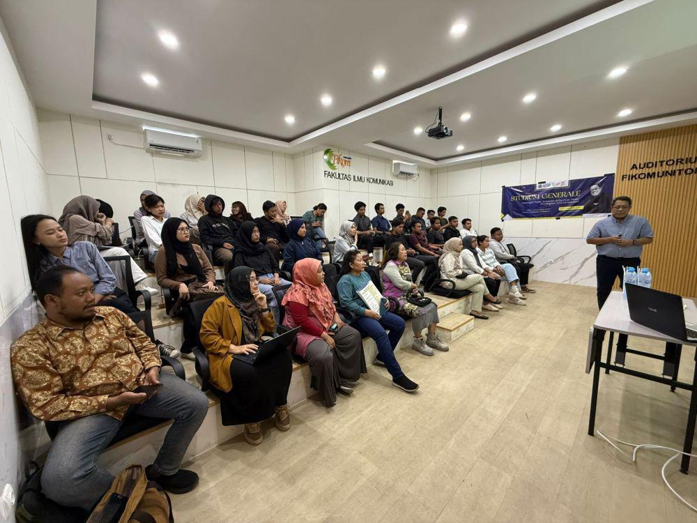 Studium Generale, Unitomo Siapkan Lulusan Mahasiswa Era Post-Truth