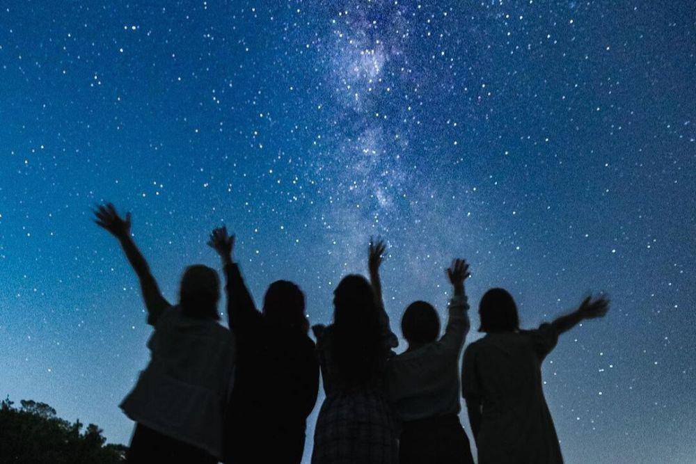Potret stargazing di Okinawa (instagram.com/ishigaki_private_tour)