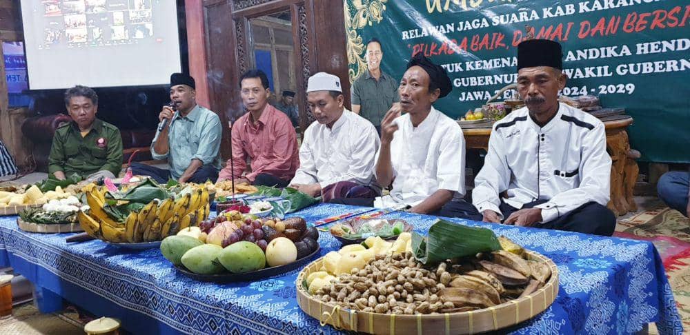 Warga Karanganyar gelar Umbul Dongo untuk kemenangan Andika-Hendi. (Dok/Istumewa)