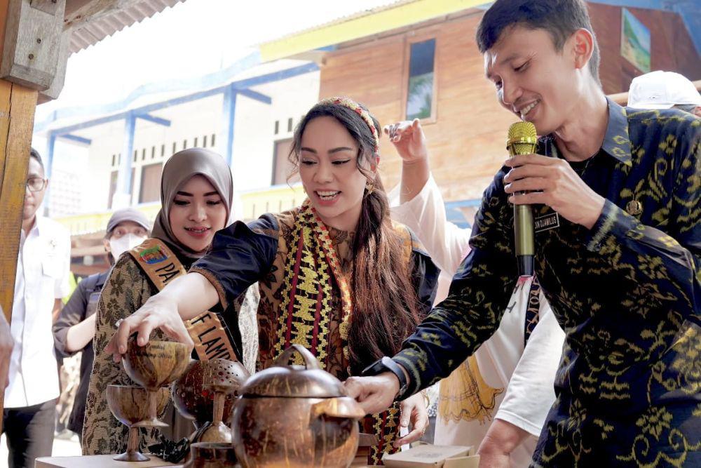 Zita Anjani Dorong Desa Wisata Libatkan Keluarga Pahlawan