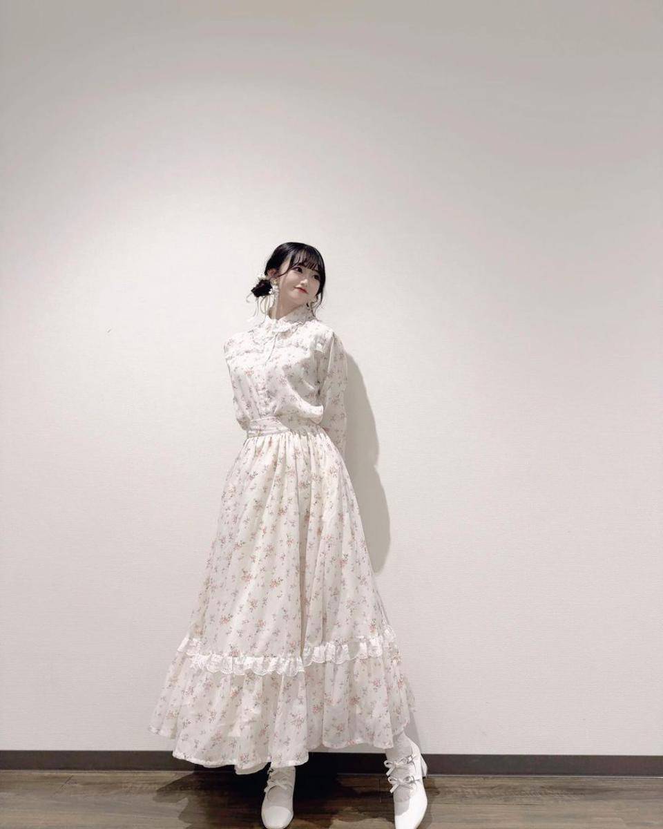 Nakai Rika (instagram.com/rika___n24x)