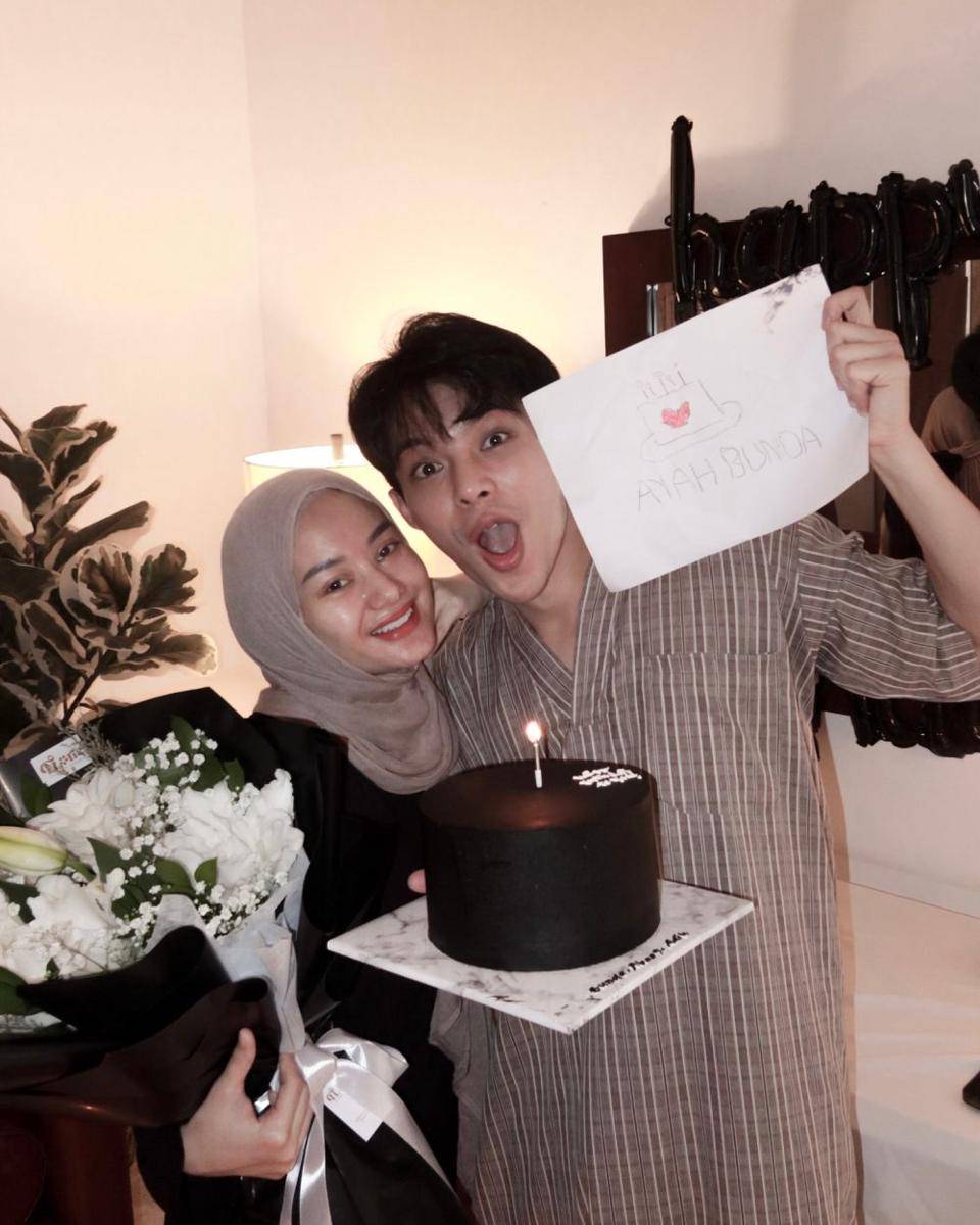 potret kejutan ulang tahun Rey Mbayang (instagram.com/rey_mbayang)