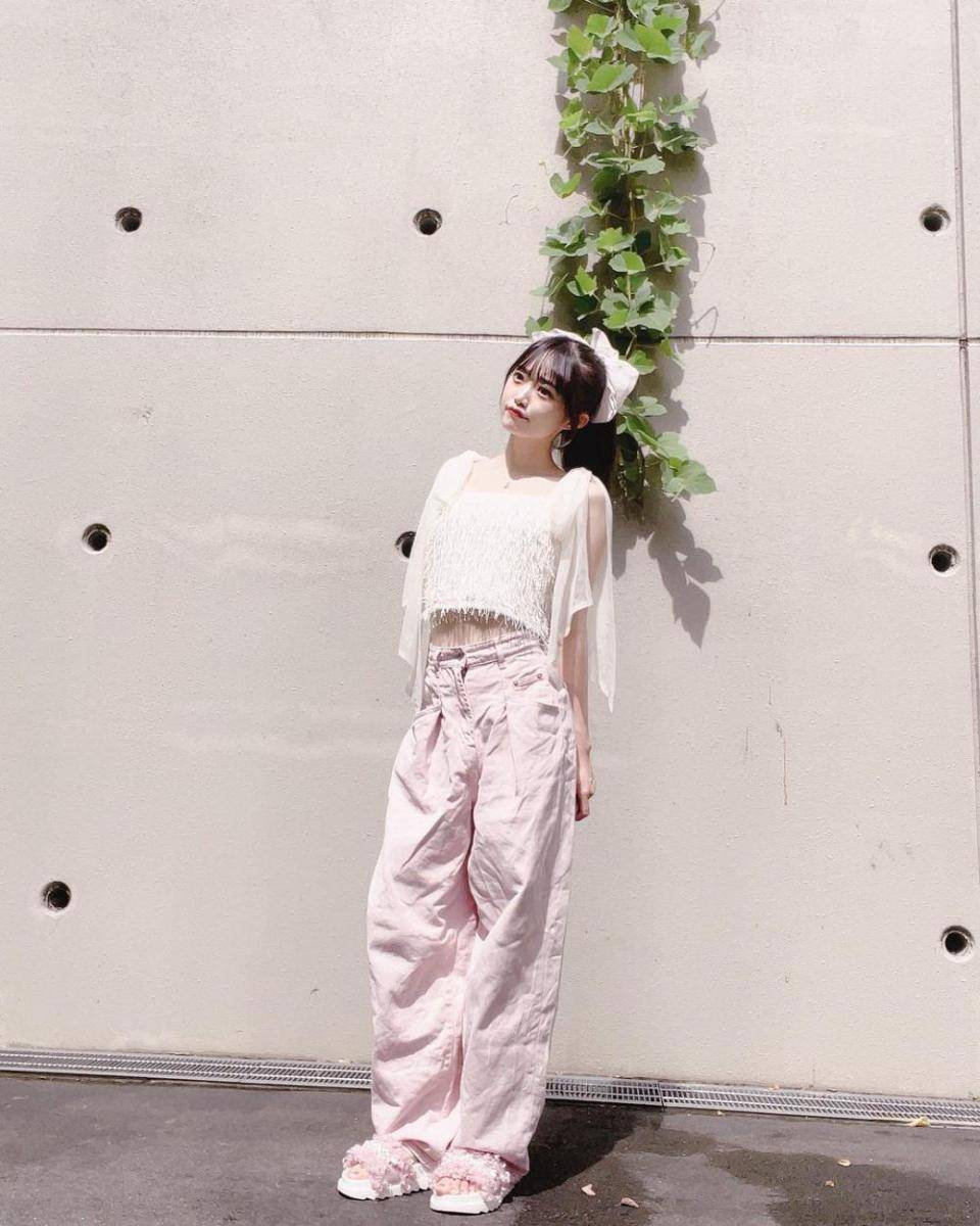Nakai Rika (instagram.com/rika___n24x)