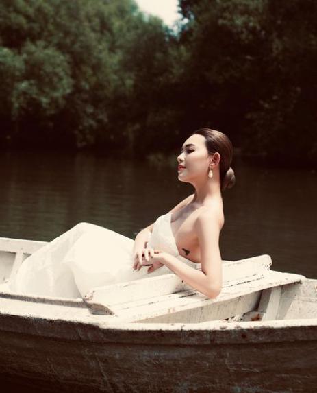Bikin Pangling di Film Terbaru, 7 Foto Penampilan Amanda Manopo