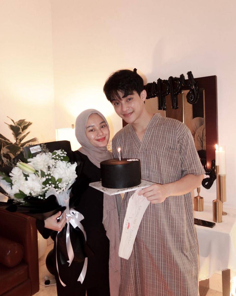 potret kejutan ulang tahun Rey Mbayang (instagram.com/rey_mbayang)