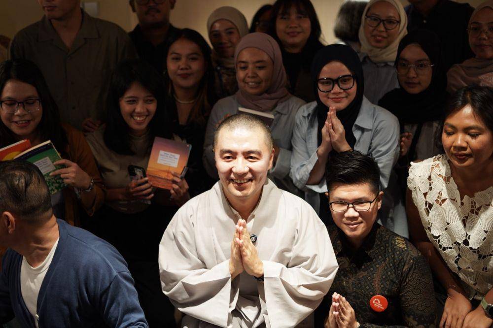Haemin Sunim dalam media gathering pada Kamis (14/11/24), di Grand Indonesia, Jakarta Pusat. (dok.Gramedia)