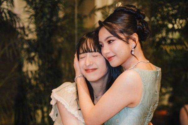 potret member JKT48 di gala premier film Hidup Itu Terlalu Banyak Kamu (instagram.com/jkt48.daisy)