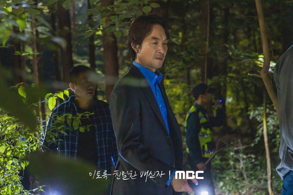 Han Suk Kyu di Doubt (dok. MBC/Doubt)