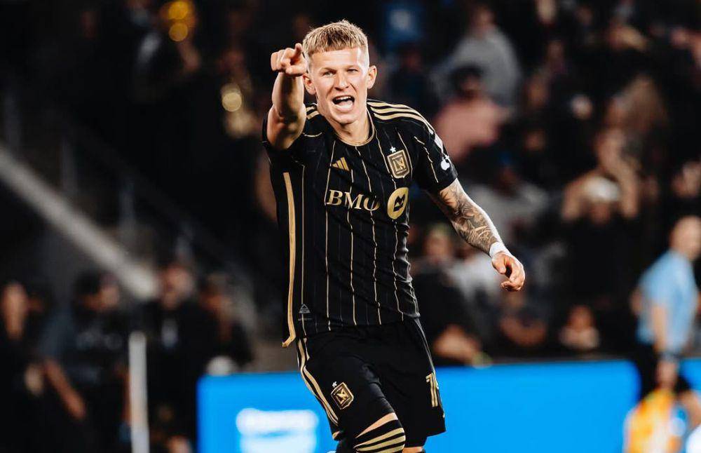 Mateusz Bogusz (instagram.com/lafc | instagram.com/x_bogus)