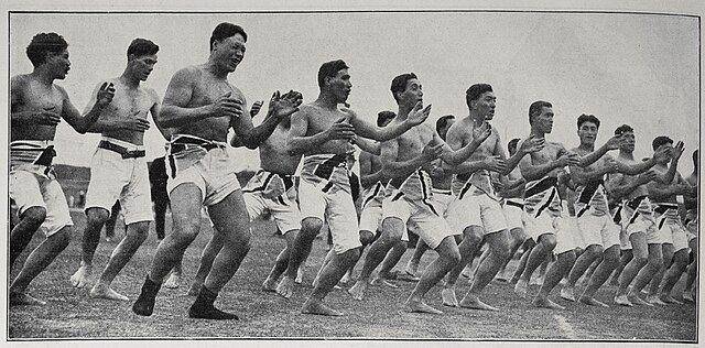 Ilustrasi tarian tradisional Haka (commons.wikimedia.org/New Zealand Photographer)