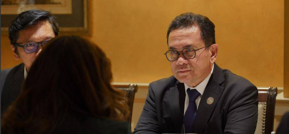 Menteri Perdagangan RI, Budi Santoso melakukan pertemuan bilateral dengan Menteri Promosi, Perdagangan Internasional, dan Pembangunan Ekonomi Kanada, Mary Ng di Lima, Peru. (Dok/Kemendag).