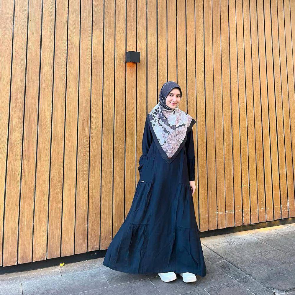 Potret abaya (instagram.com/shafniiya)