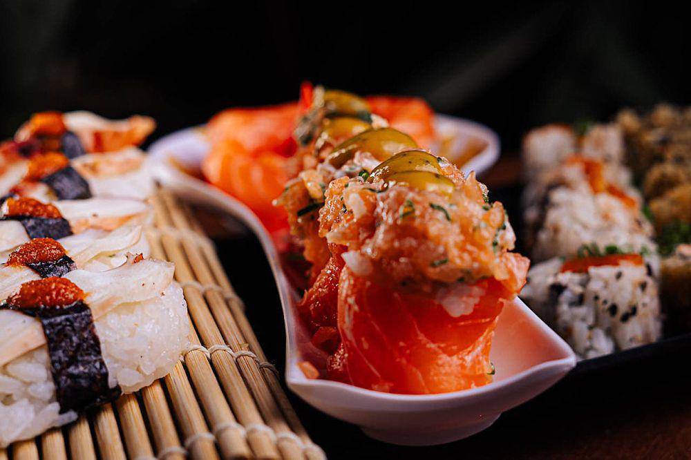 sushi (pexels.com/pedro furtado)