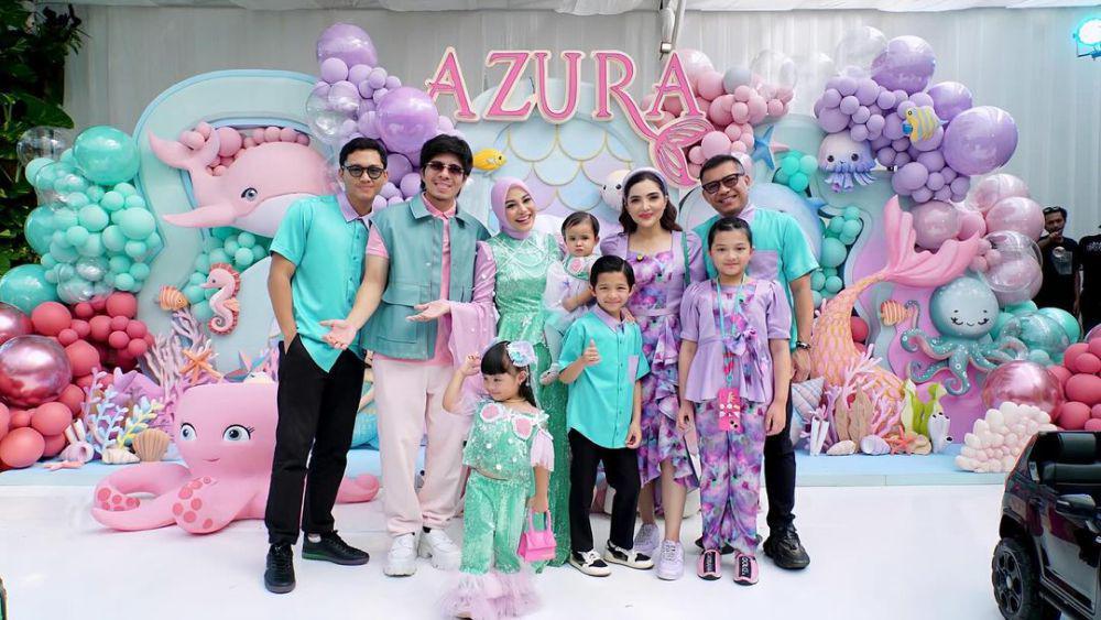 10 Potret Keluarga Ashanty di Ultah Azura Anak Aurel dan Atta, Kompak!