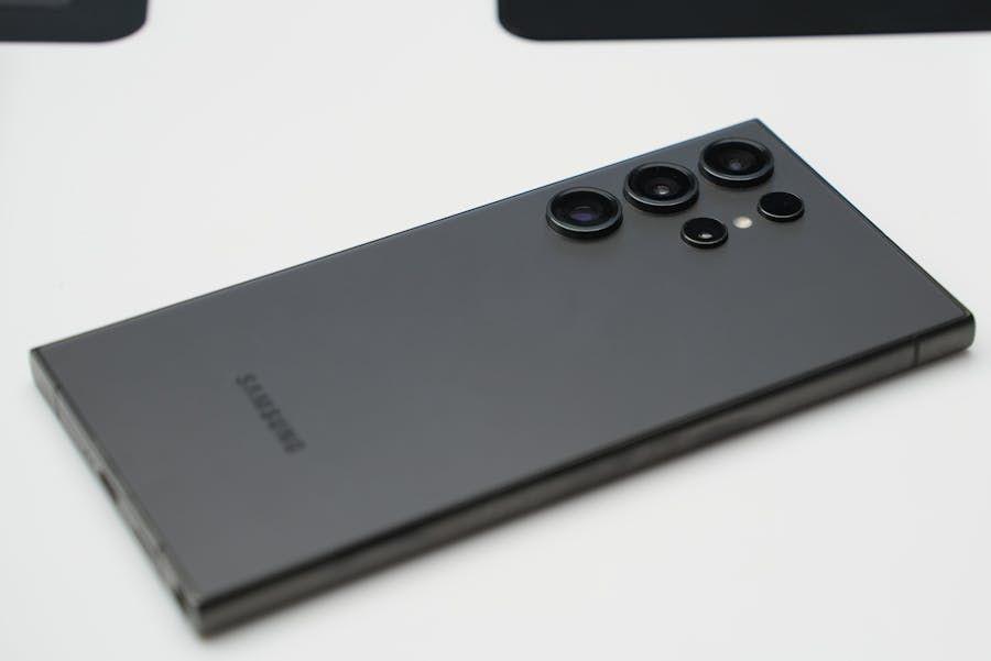 8 HP Samsung Seri S Terbaik 2024 , Spesifikasinya Gahar