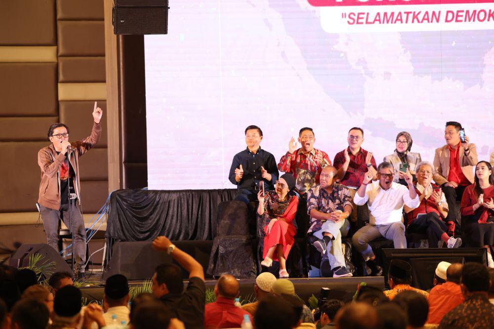 Seabad Pramoedya Ananta Toer: Negara Harus Jamin Kebebasan Berekspresi