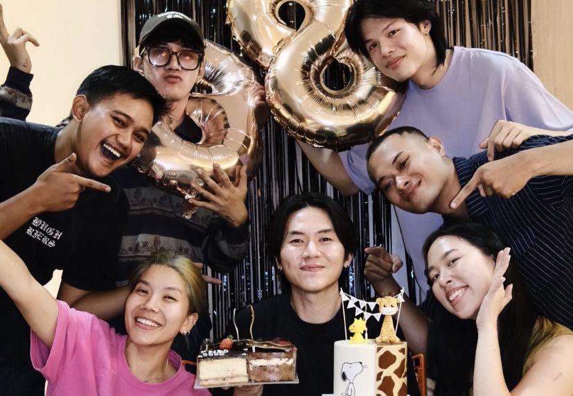 7 Potret Kejutan Ulang Tahun Ke-38 Rafael Tan, Ada Dicky SMASH!