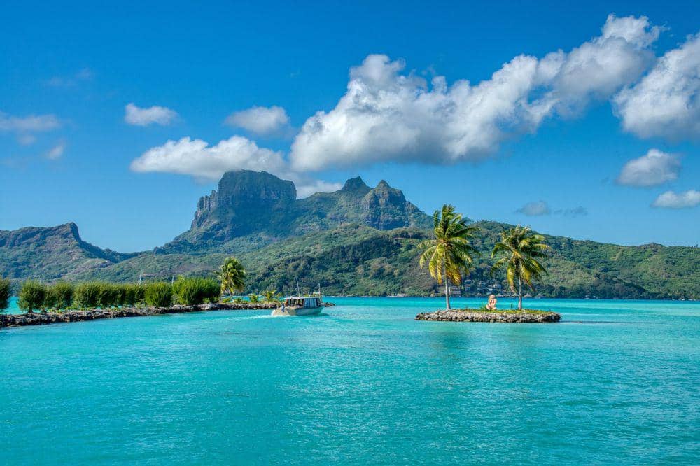 5 Daya Tarik Nuca Molas, Pulau Cantik di Manggarai yang Memesona