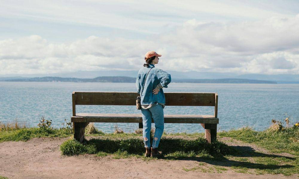Ilustrasi menyendiri (unsplash.com/Josh Hild)
