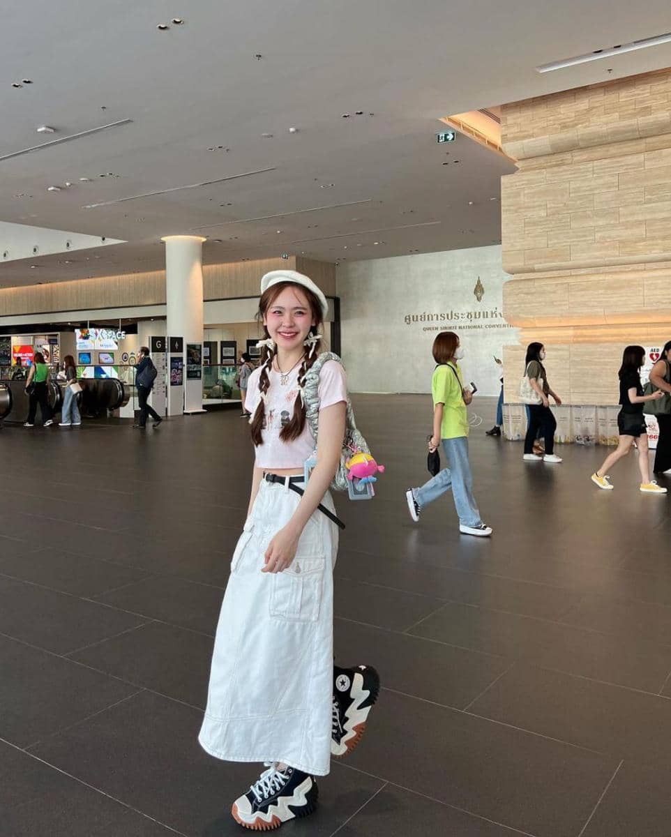 June Wanwimol Jaenasavamethee (instagram.com/junewanwimol19)