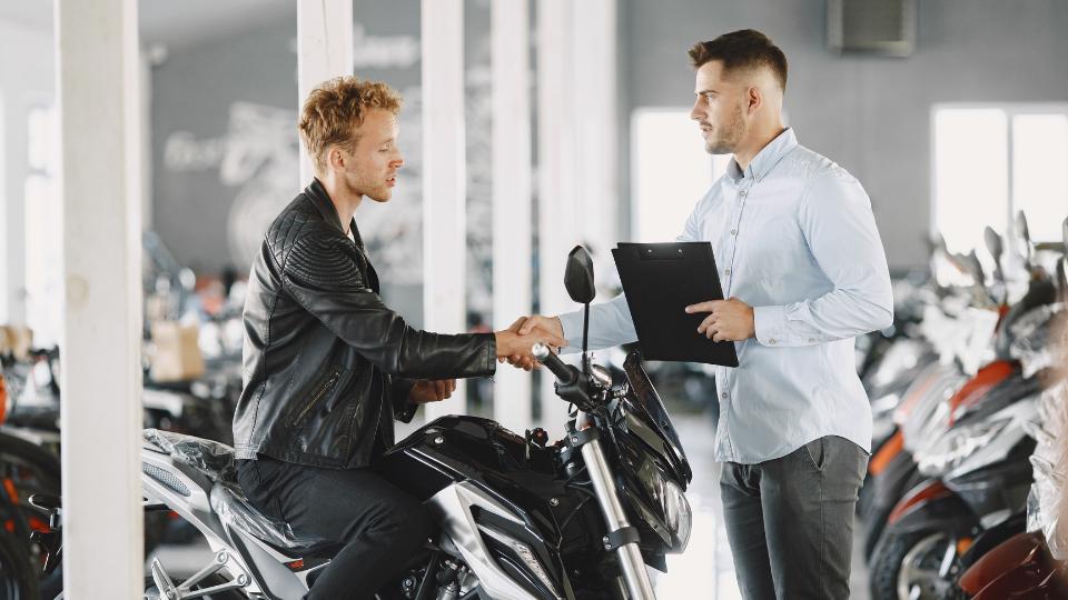 Motor Bekas Pernah Turun Mesin, Masih Layak Dibeli?