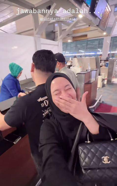 anniversary Poppy Bunga dan suami (Instagram.com/poppybungariphat)