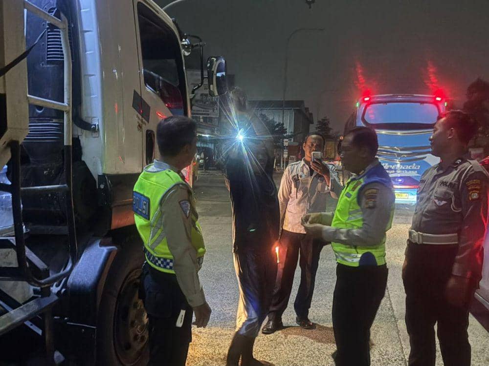 Puluhan Truk Ditilang di Tangerang, 1 Sopir Positif Narkoba