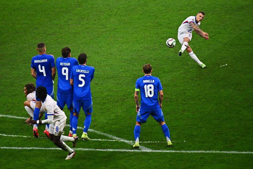 Ketika Bola Mati Prancis Jadi Mimpi Buruk Italia