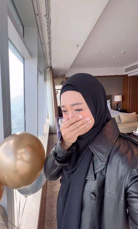 anniversary Poppy Bunga dan suami (Instagram.com/poppybungariphat)