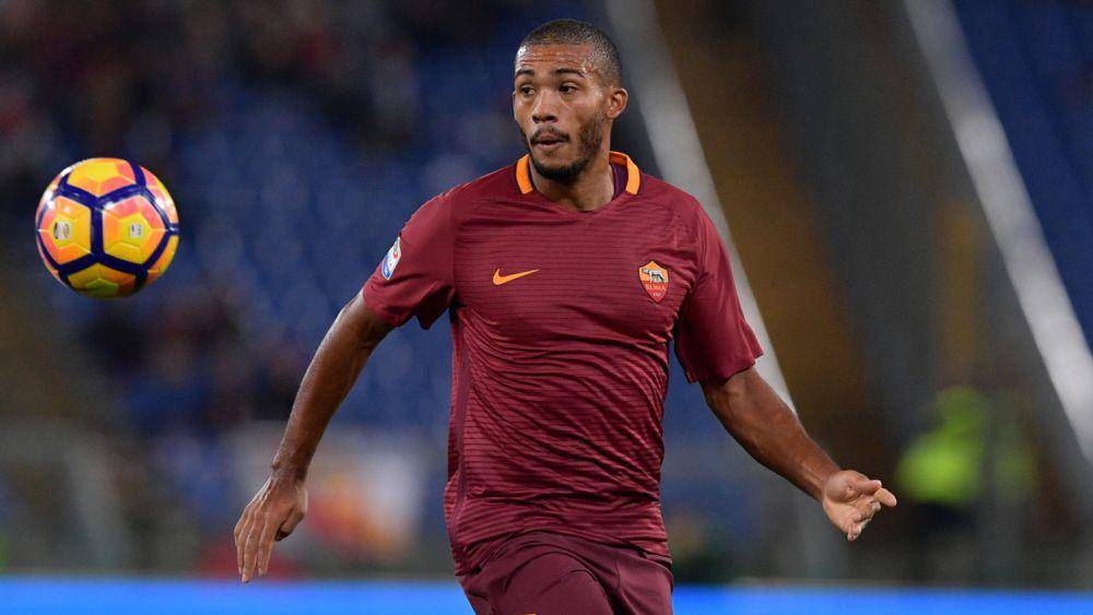 Juan Jesus memperkuat AS Roma pada 2016–2021. (asroma.com)