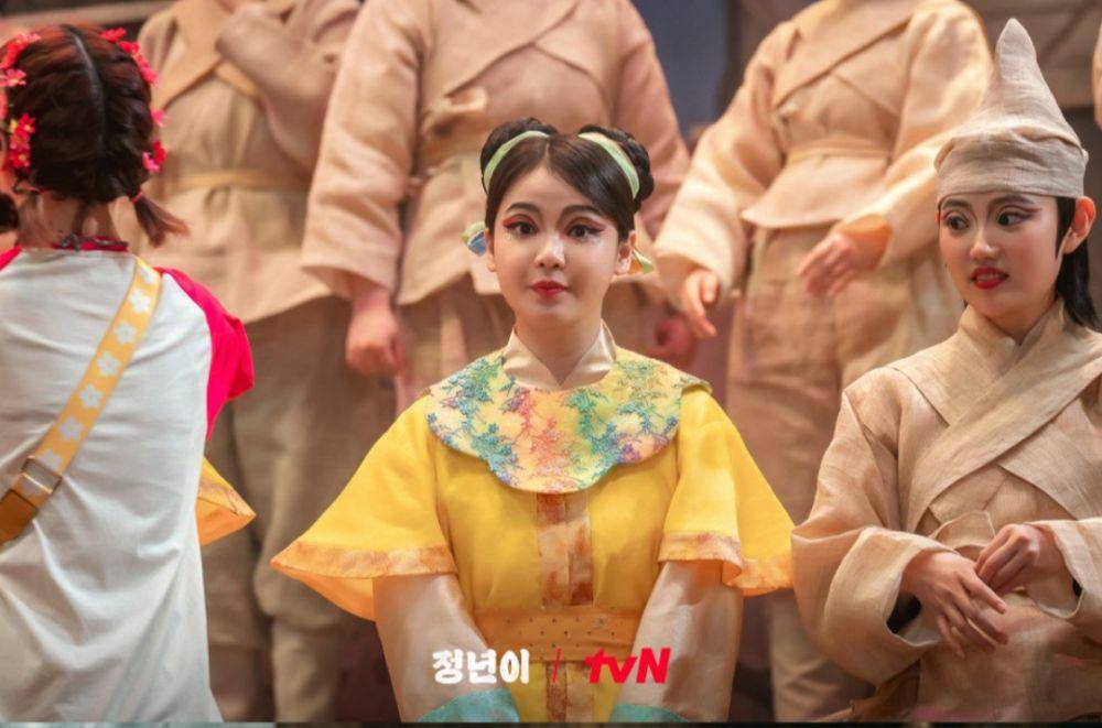 Still cut Jeongnyeon: The Star is Born (dok. tvN/Jeongnyeon: The Star is Born)