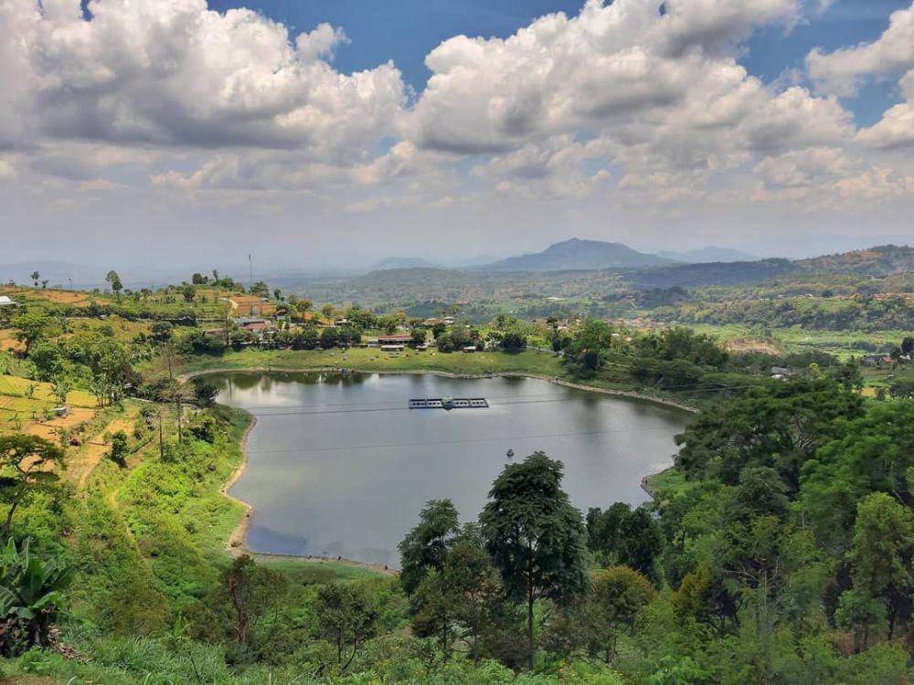 Telaga Wahyu. instagram.com/tnadinugroho