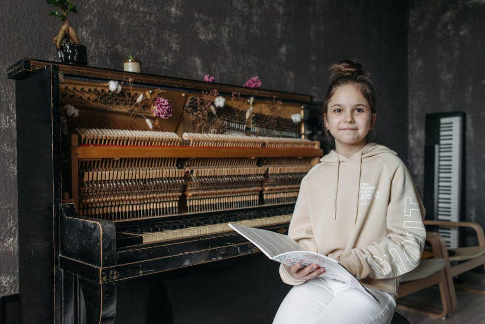 ilustrasi anak belajar musik (pexels.com/Pavel Danilyuk)