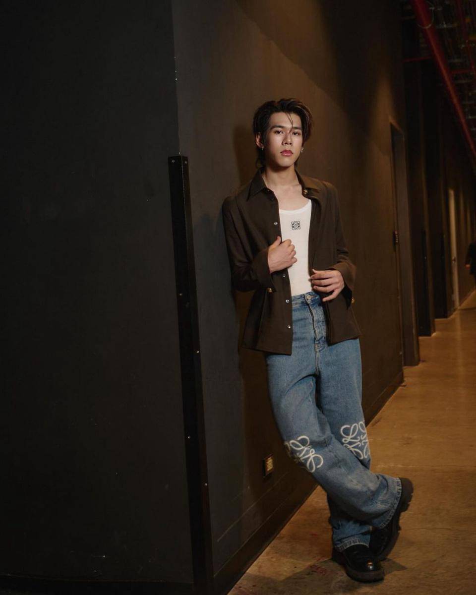outfit layering ala Tui Chayatorn LYKN (Instagram.com/m.tuiiii)