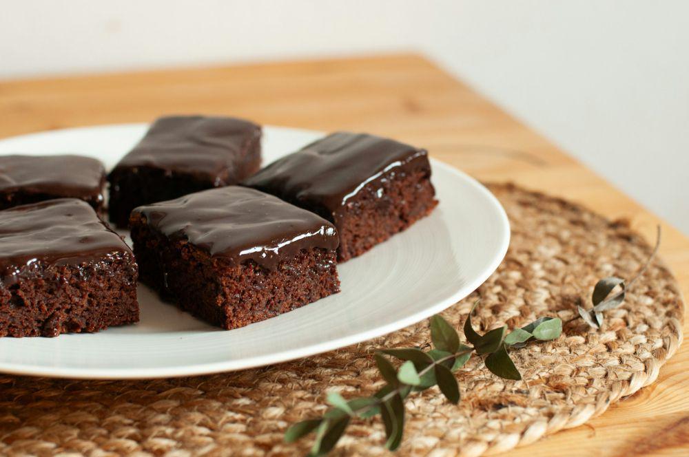 5 Cara Dekorasi Brownies Kukus agar Lebih Menarik dan Menggugah Selera