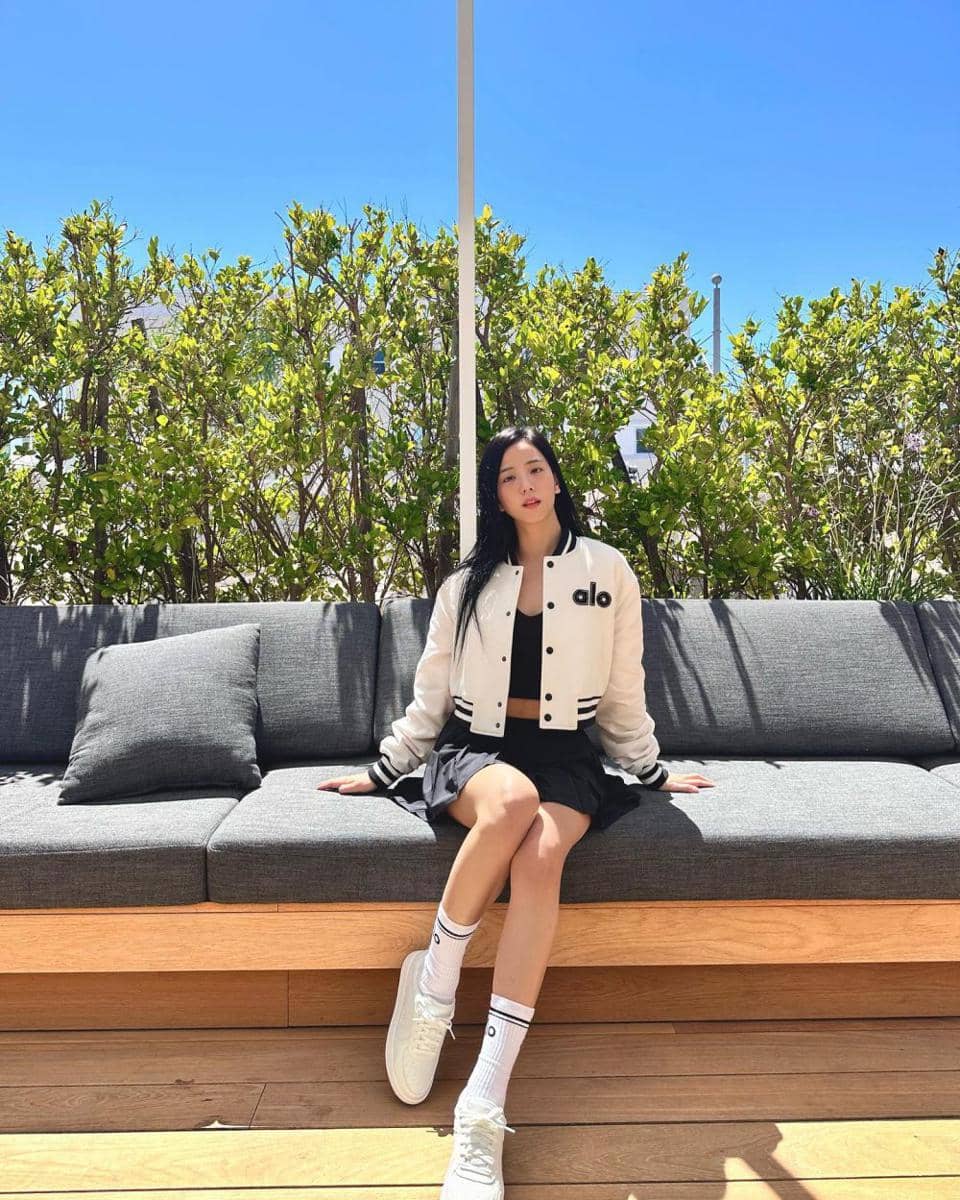 Jisoo Blackpink (instagram.com/sooyaaa__)