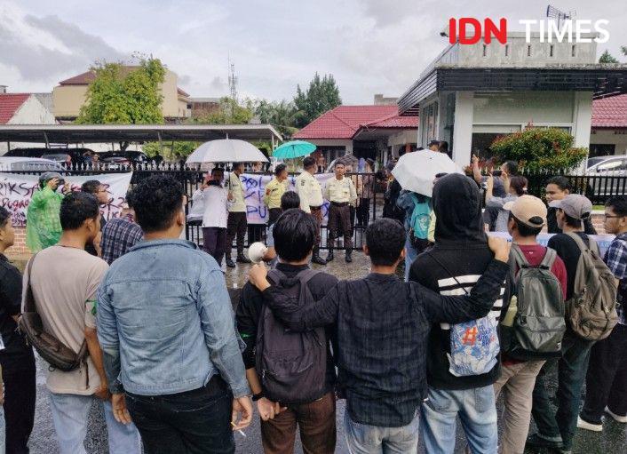 Mahasiswa USU Demo, Desak MWA Periksa Rektor atas Dugaan Cawe-cawe