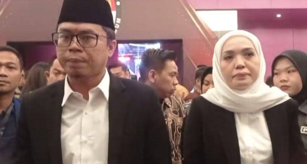 pasangan Yudi Purna Nugraha dan Yenny Elita Sofyan (YPN-YESS) (Instagram: Baturaja Update)