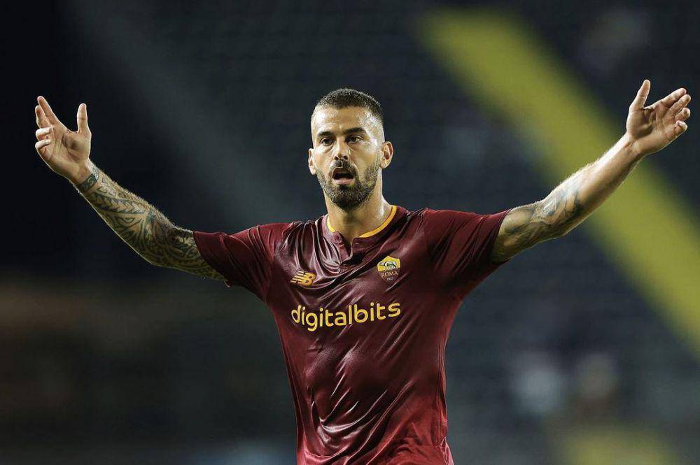 Leonardo Spinazzola membela AS Roma pada 2019–2024. (instagram.com/spina_leo)