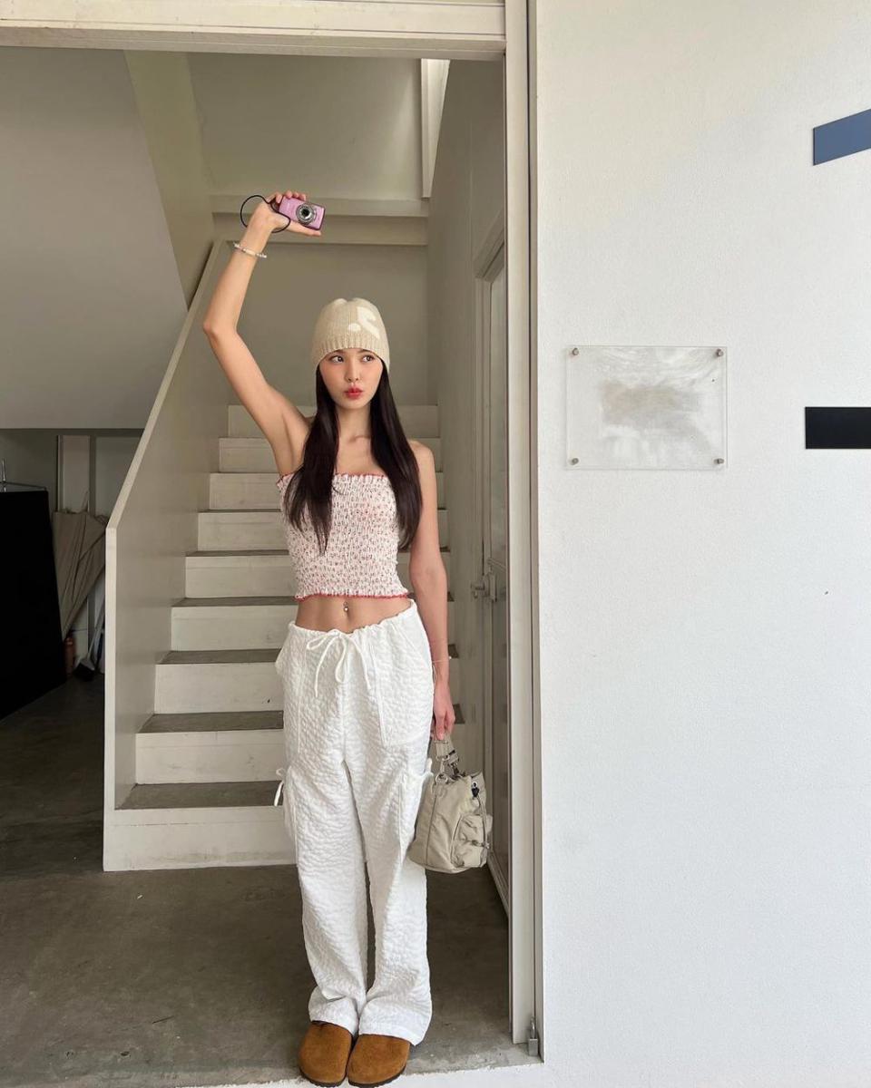 Kapook Ploynira (instagram.com/kapookphat)