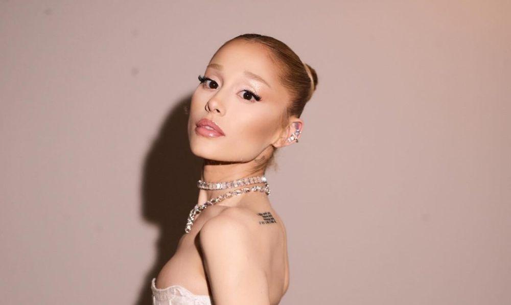 5 Lagu Karya Ariana Grande yang Dinyanyikan Musisi Lain