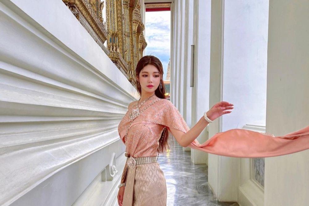 7 Potret Beata Zhang Miss International Hong Kong 2024, Mengesankan!