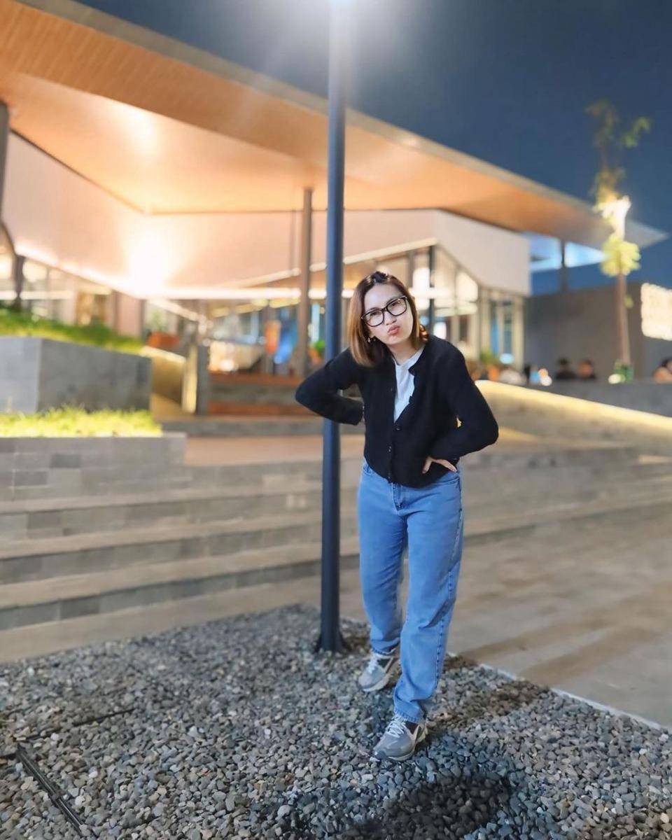 OOTD Jennifer Arnelita (instagram.com/jenniferarnelita)